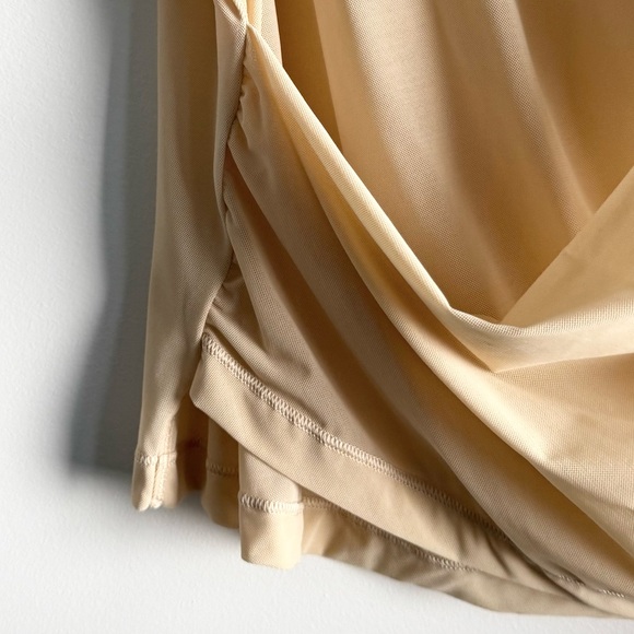 lululemon lightweight mesh short sleeve - Picture 8 of 16